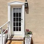 Dos Hermanas Casita 8 Downtown Courtyard Patio