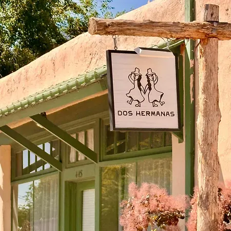 Dos Hermanas Casita 8 Downtown Courtyard Patio * Santa Fe